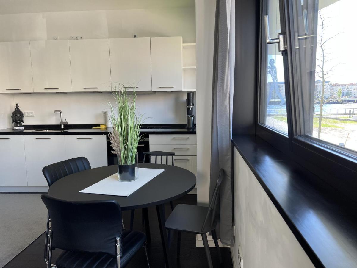 Luxury Waterfront Apartment 柏林 外观 照片